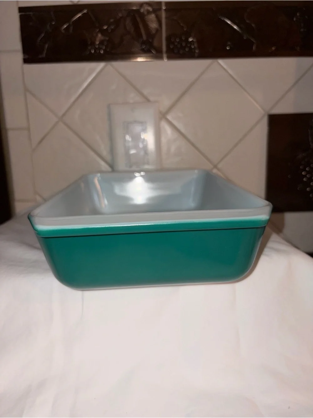 RARE Vintage Pyrex 1960 Green Wheat  casserole space Saver Dish 575-B